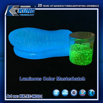 Colore luminoso Masterbatch Glow In The Dark Resina di plastica per la calzatura
