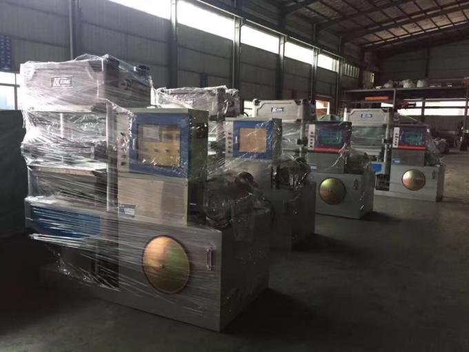 Doppio colore EVA Foaming Machine per EVA Products Making